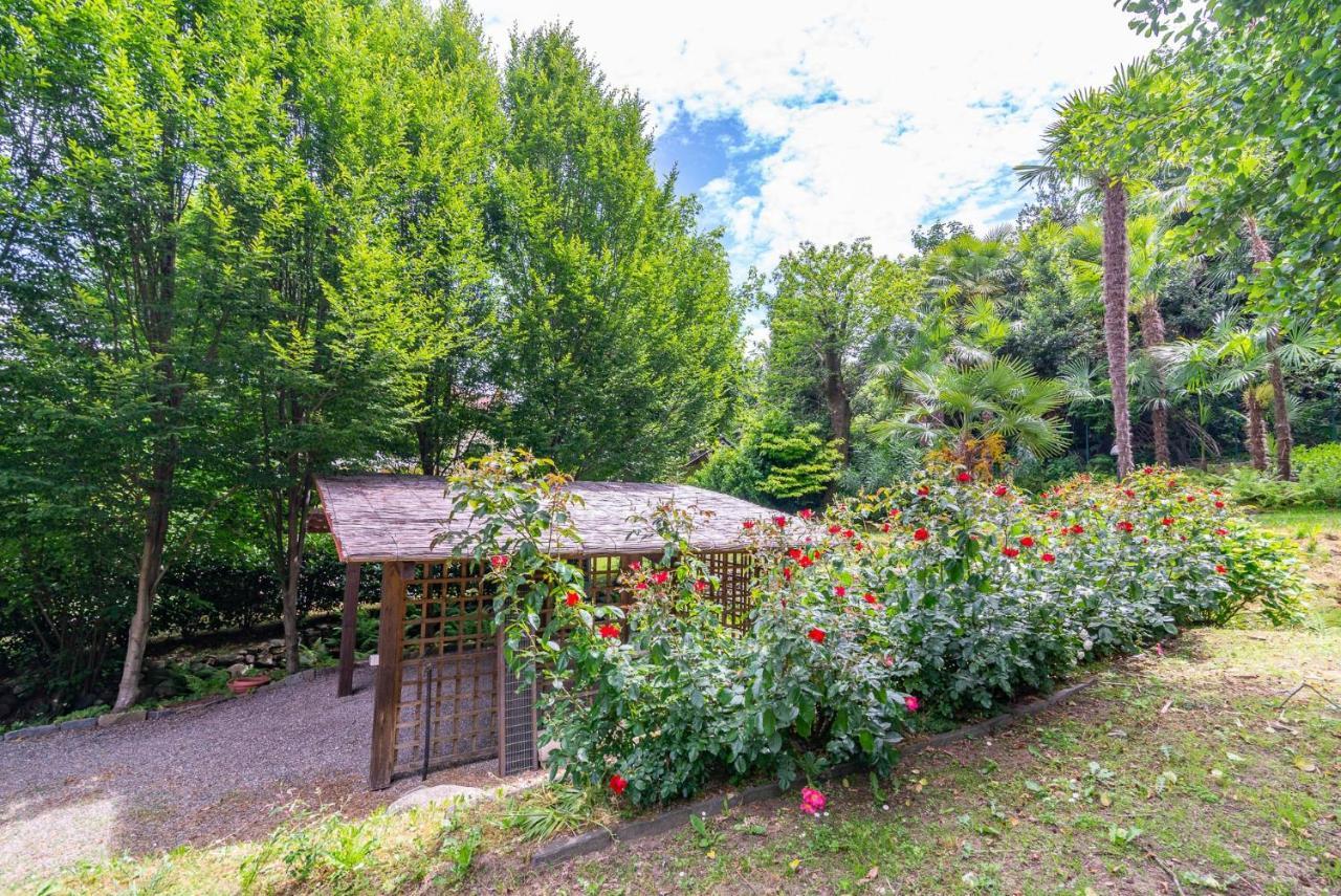 L'Ortensia Della Villa Isabella, Camera Con Vista Lago, Balcone Sul Parco E Bagno Esclusivo All'Esterno Della Camera Stresa Bagian luar foto
