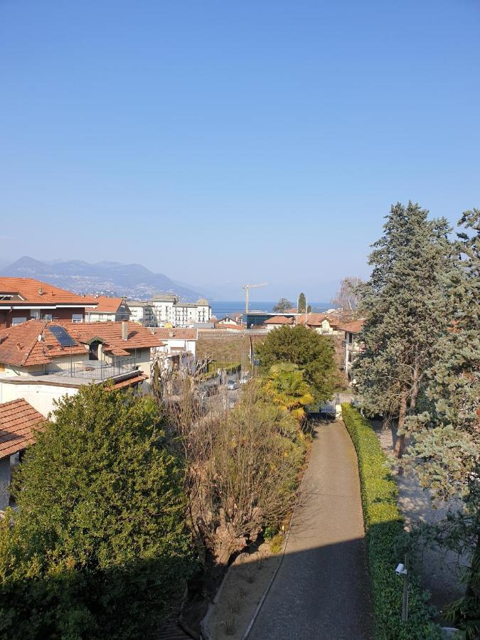 L'Ortensia Della Villa Isabella, Camera Con Vista Lago, Balcone Sul Parco E Bagno Esclusivo All'Esterno Della Camera Stresa Bagian luar foto
