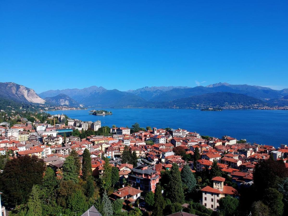 L'Ortensia Della Villa Isabella, Camera Con Vista Lago, Balcone Sul Parco E Bagno Esclusivo All'Esterno Della Camera Stresa Bagian luar foto